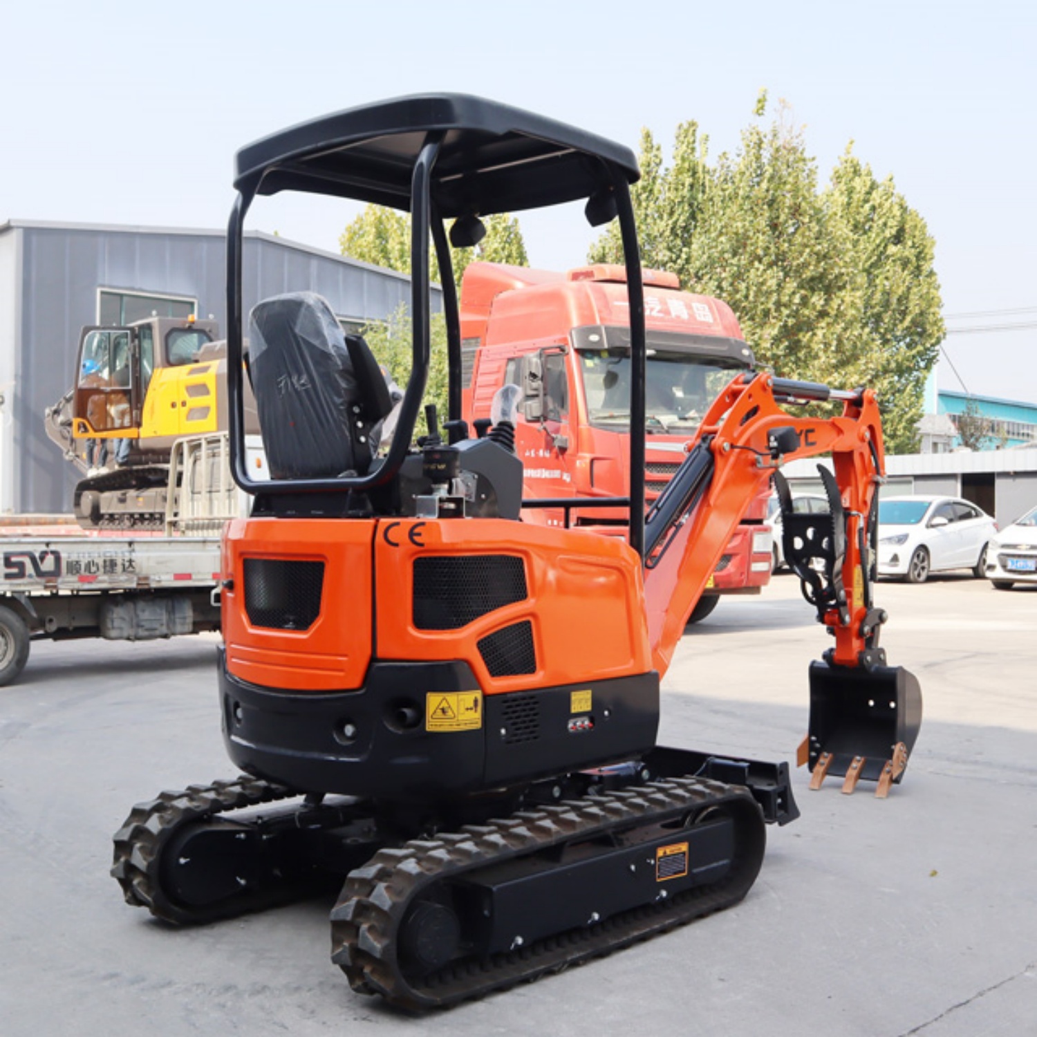 Customizable Hydraulic Crawler - Heavy Equipment Landscaping review and price