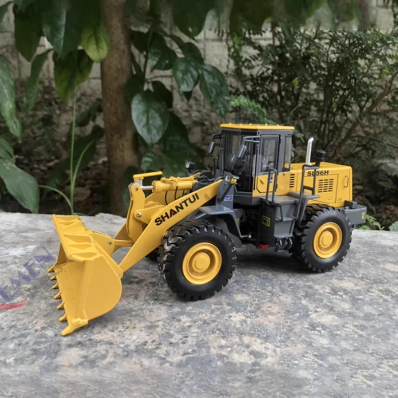 Original Factory 1:35 SHANTUI  - Heavy Equipment Battery review and price