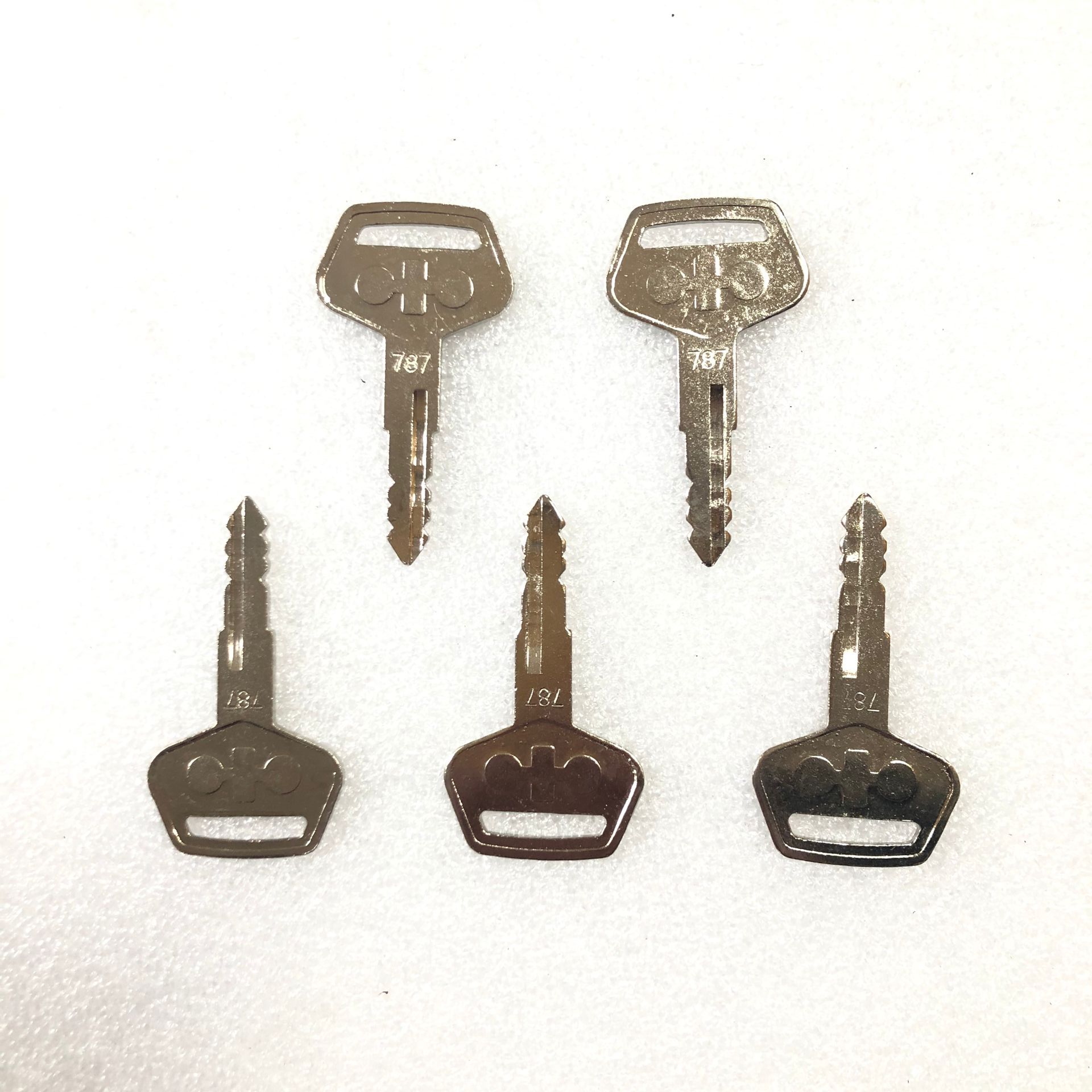 Set of 5 For Komatsu Heavy Equ - Heavy Equipment Key Set review and price
